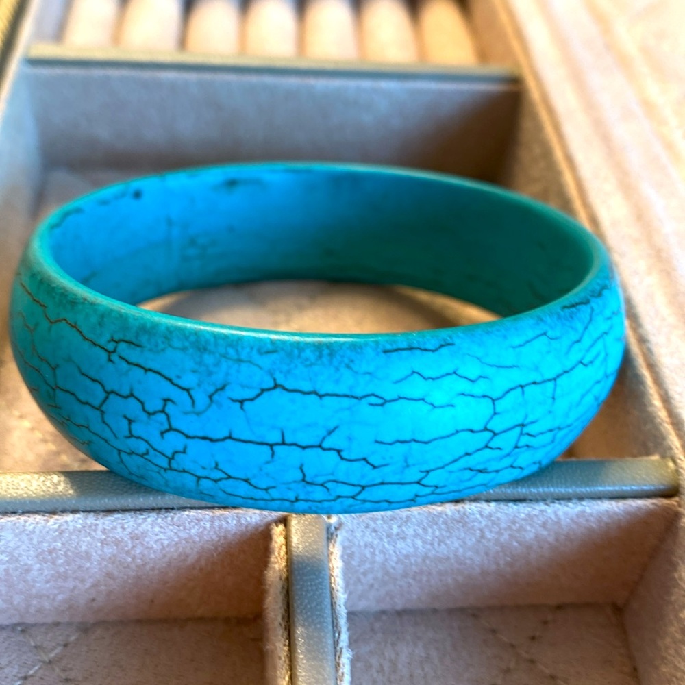 Turquoise stone bangle bracelet